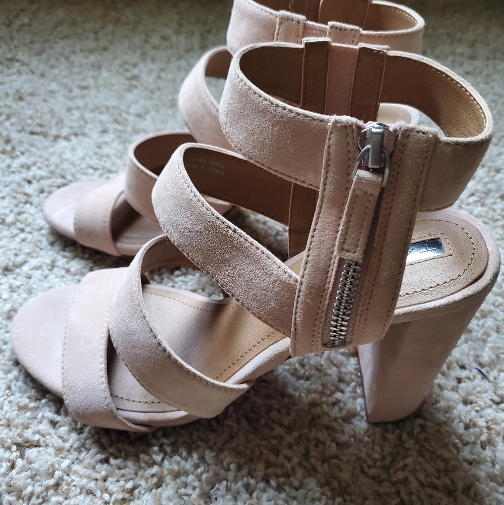 Shoes - Picture 2 of 3